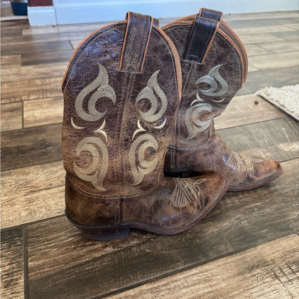Justin Boots Brown and Tan Heeled Boots